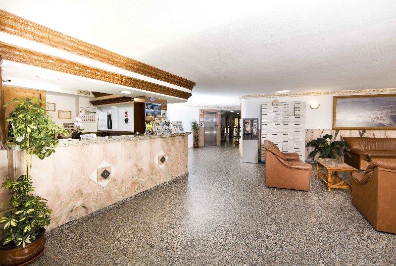 Huoneistohotelli Veramar Fuengirola